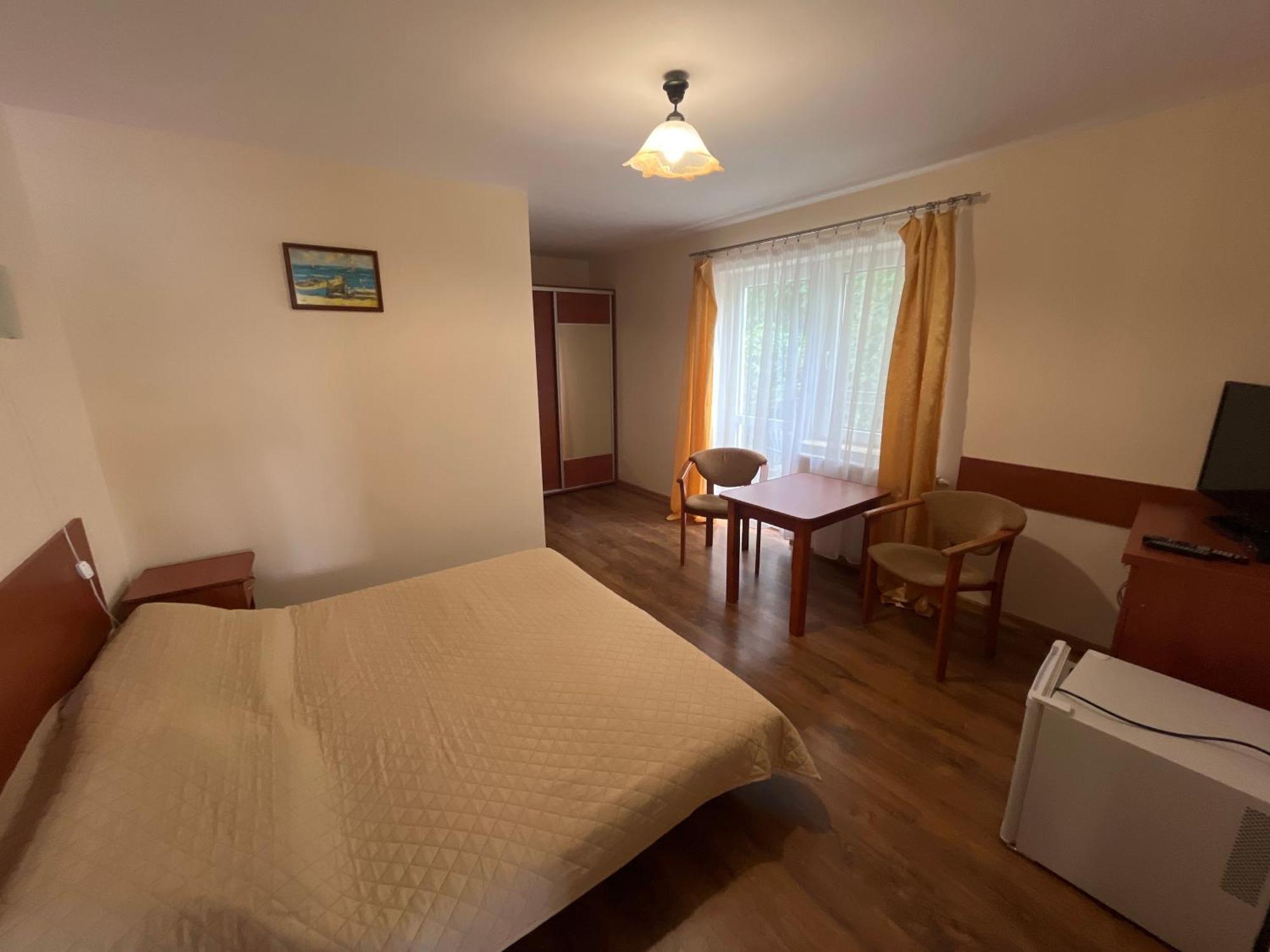 Hotel Dom Muszelka Krynica Morska Exterior foto