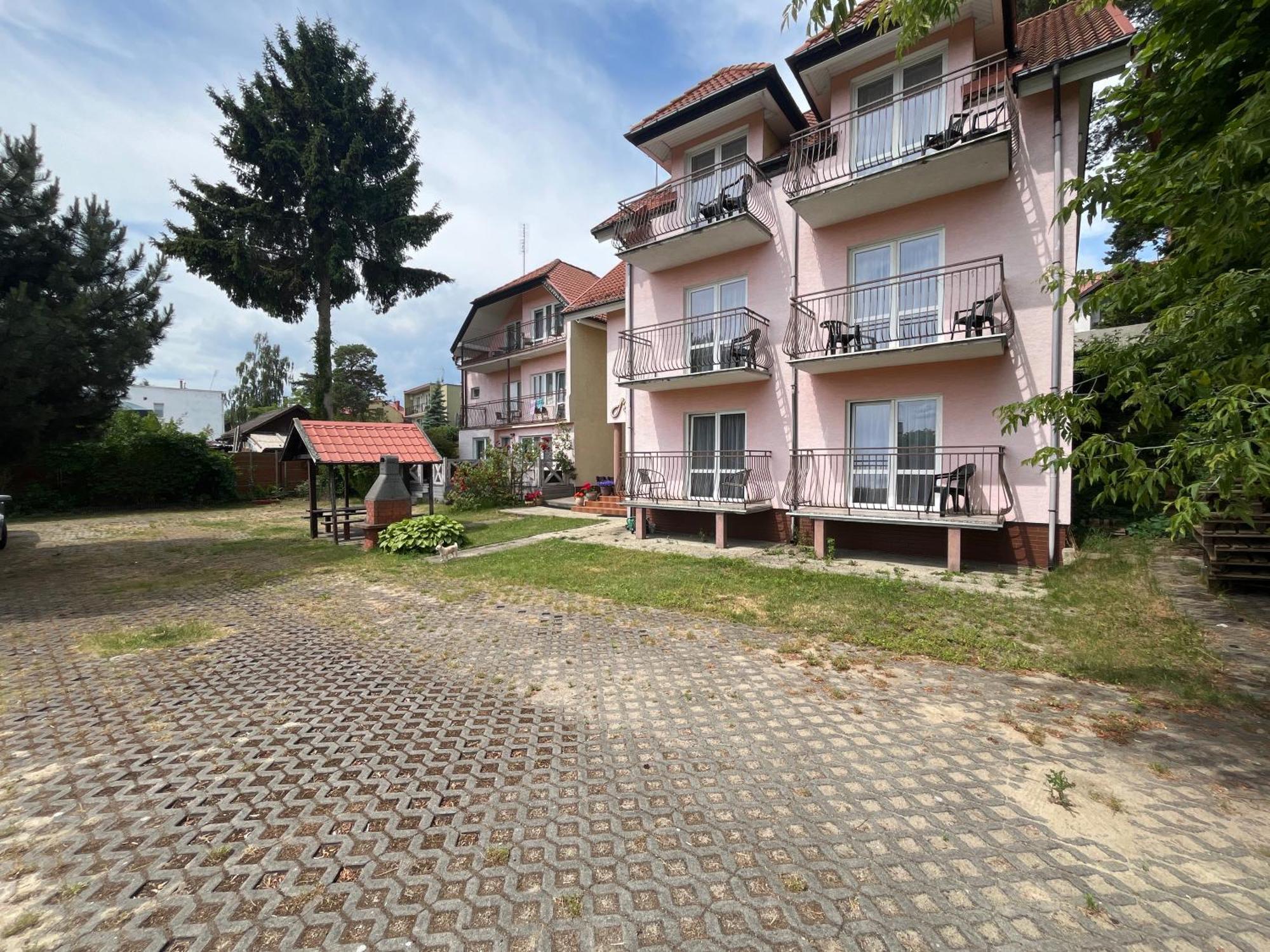 Hotel Dom Muszelka Krynica Morska Exterior foto